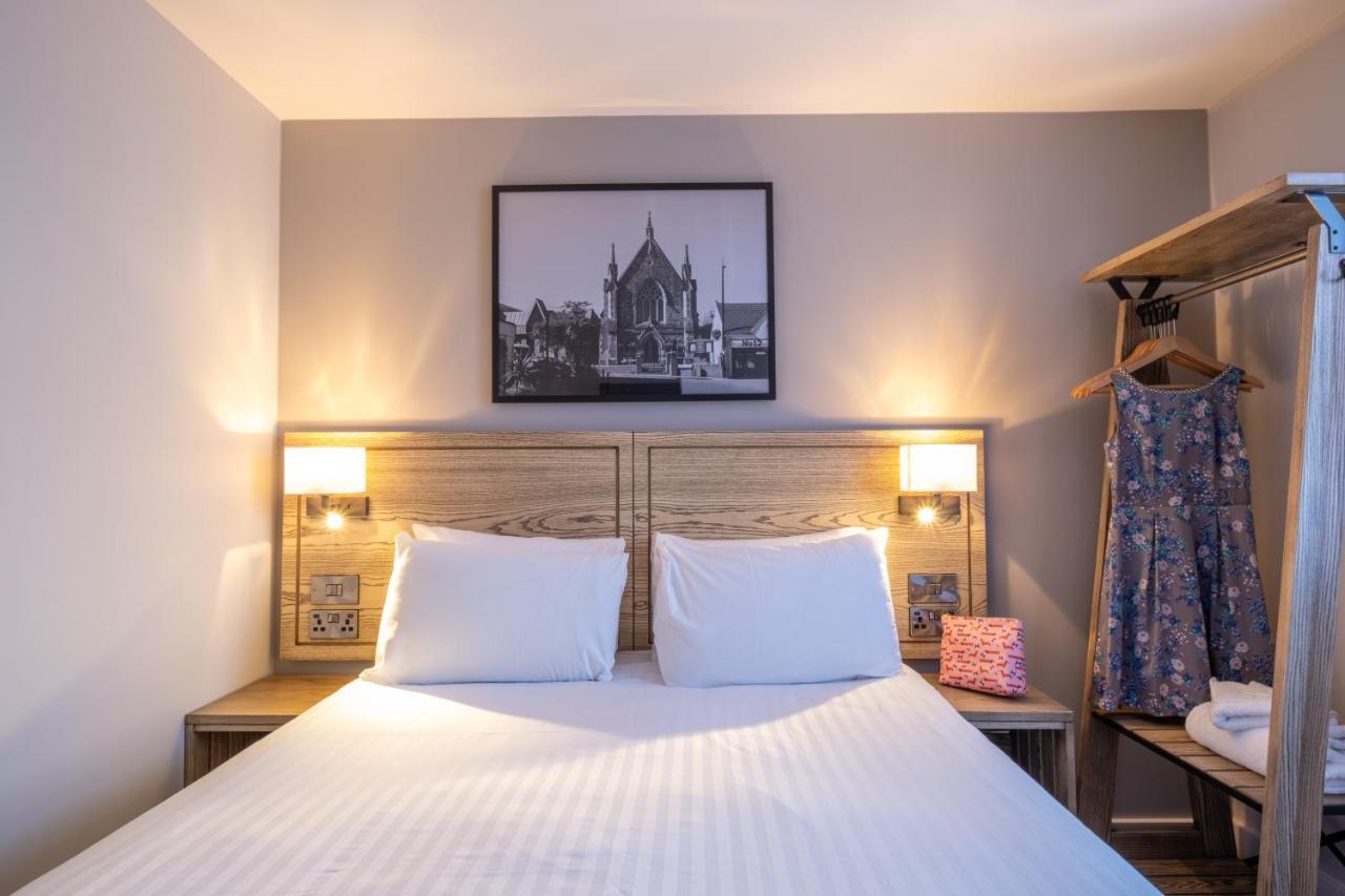 Two Rivers Lodge By Marston'S Inns Chepstow Buitenkant foto