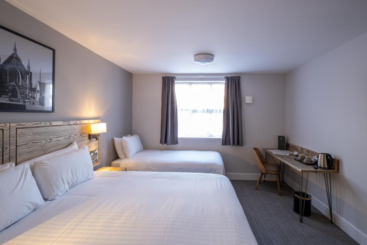 Two Rivers Lodge By Marston'S Inns Chepstow Buitenkant foto