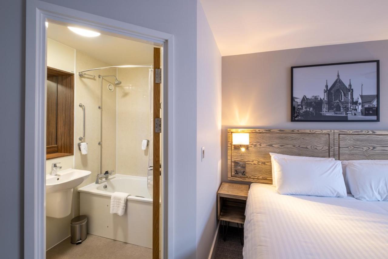 Two Rivers Lodge By Marston'S Inns Chepstow Buitenkant foto